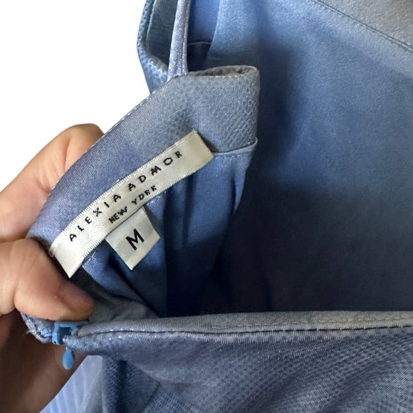 Y2k Alexia Admor Periwinkle Midi Gown - Picture 5 of 7